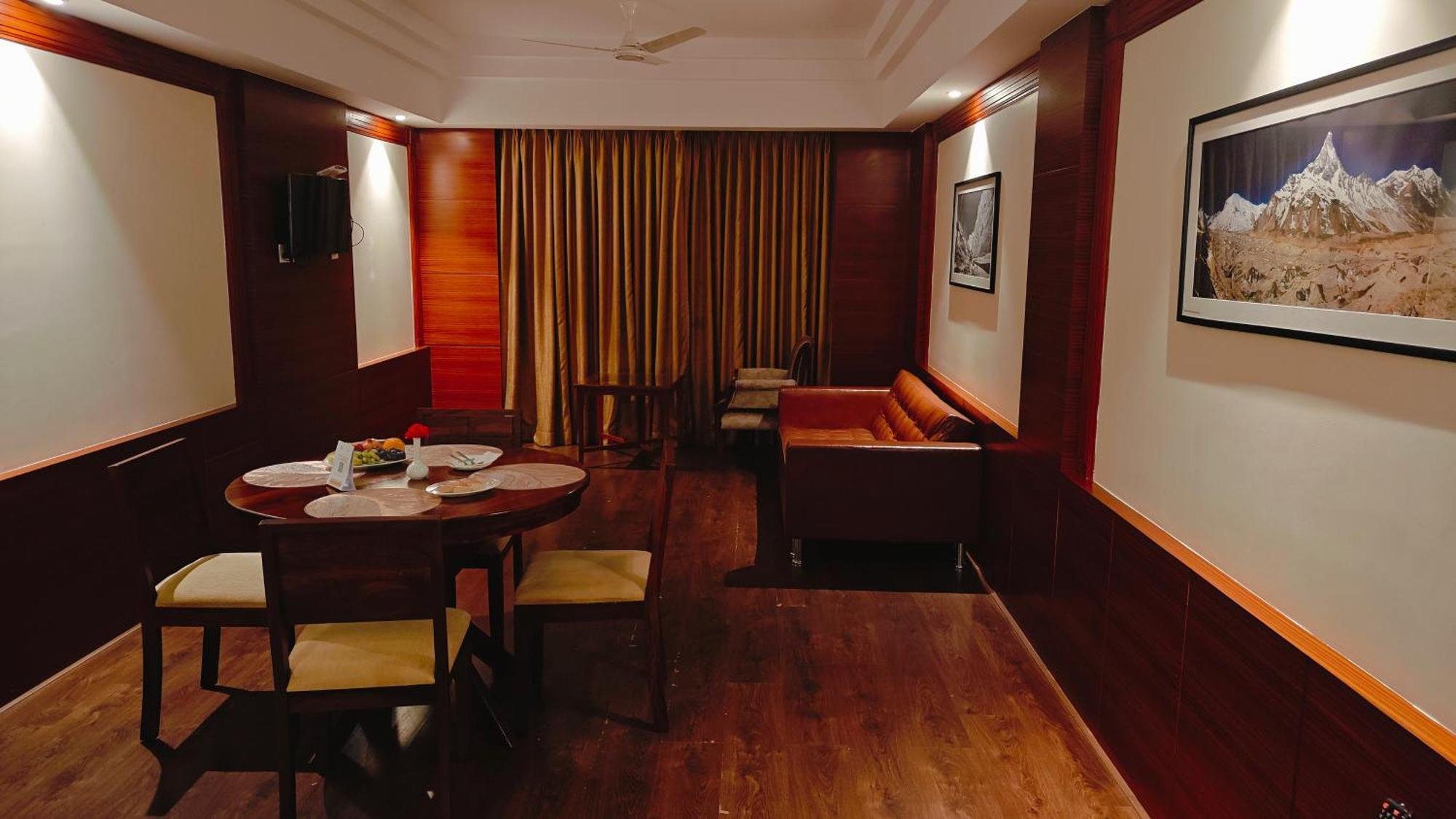 Mm Legacy - A Bergamont Hotel, Kanchipuram Exterior photo