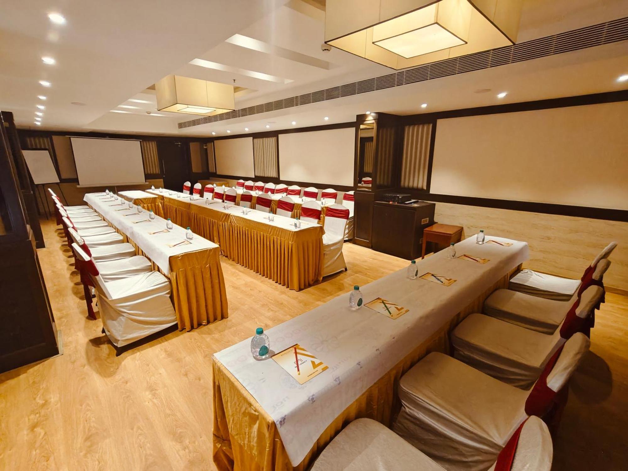 Mm Legacy - A Bergamont Hotel, Kanchipuram Exterior photo